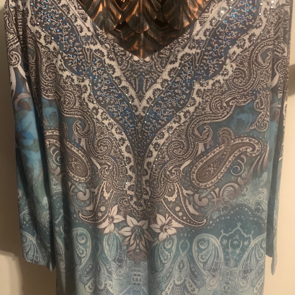 G Collection blouse NWT